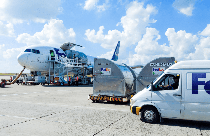  FedEx inaugura Centro de Logística em Cajamar (SP)