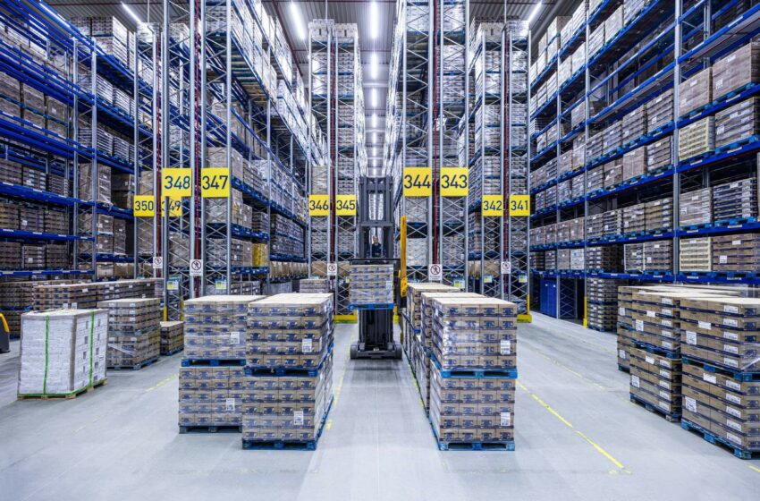  A Dachser Brasil fornece gerenciamento de estoque e soluções de logística