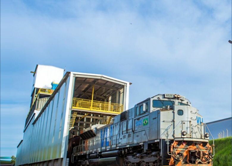  FS e VLI realizam operação pioneira de transporte de etanol de milho pela Ferrovia Norte-Sul