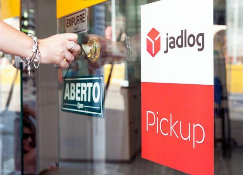  Jadlog firma parceria com a SHEIN