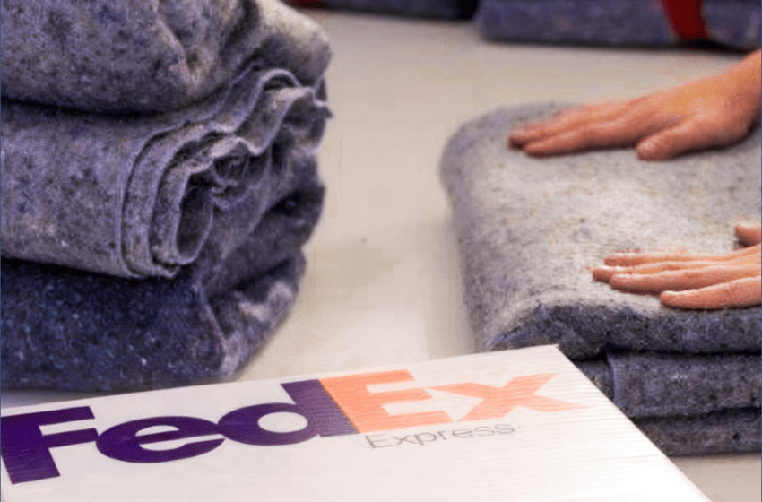 FedEx promove reciclagem de uniformes no Brasil